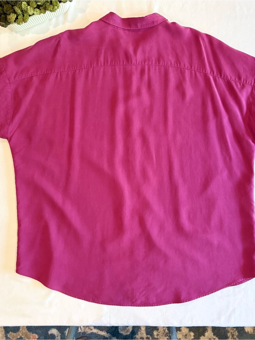 Soft Surroundings Je Veux TENCEL Women's Button-up Short-Sleeve Top in Fuchsia - Picture 3 of 8